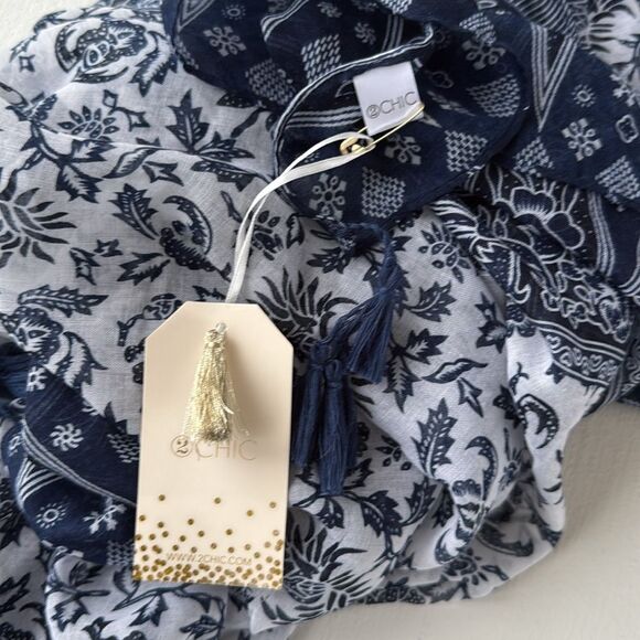 NWT 2 CHIC BLUE WHITE FLORAL WRAP SARONG SCARF COVERUP TASSELS SHEER BOHO - Picture 6 of 7